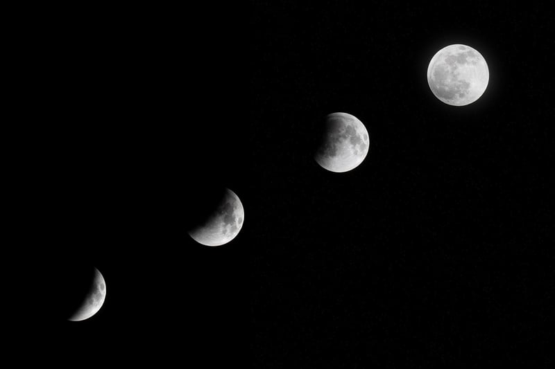 Moonlight Globes
